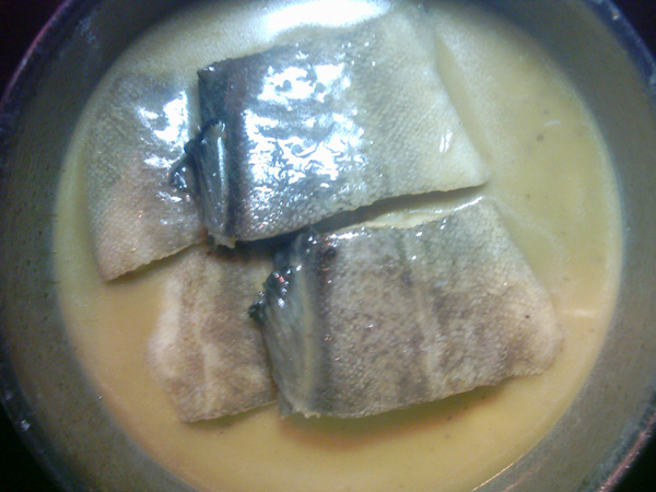 the plateruena bacalao al pil pil is nearly ready to serve 